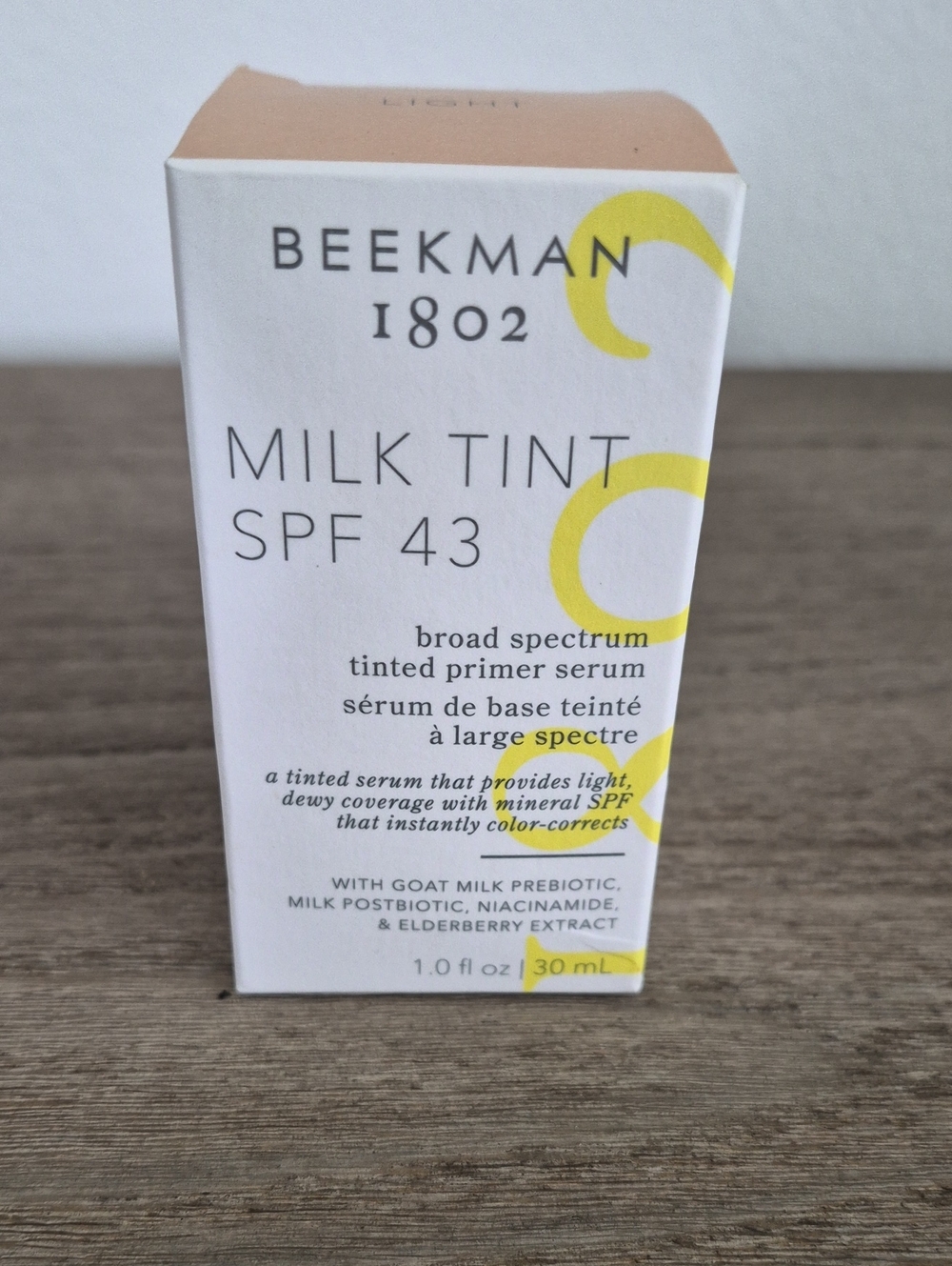 Beekman 1802 Milk Tint SPF 43 Tinted Primer Serum - Shade Light